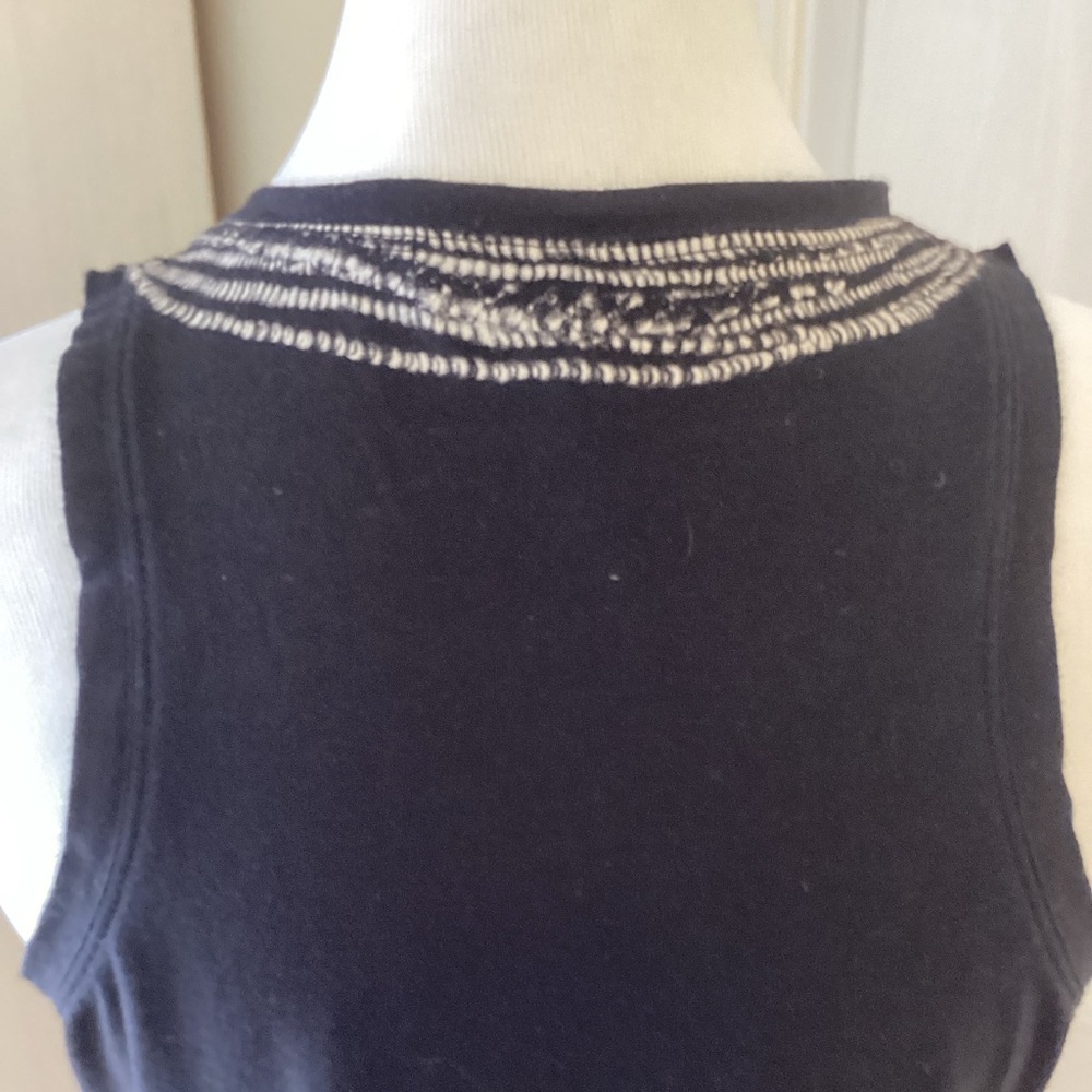 BCBGMaxAzria Black Tank Top with Silver Chain Embellishments Sz S - Picture 3 of 12